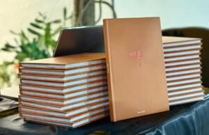 Beto Skeff lança segunda edição do fotolivro SelFé na Biblioteca Pública do Ceará