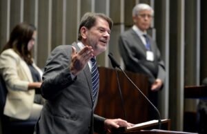 Cid Gomes propõe mais tempo para que dirigentes do Banco Central voltem ao mercado financeiro