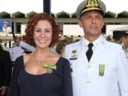 Coronel Aginaldo, marido de Carla Zambelli, deixa Secretaria de Segurança de Caucaia