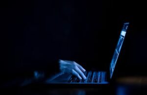 Câmara vai discutir, nesta semana, medidas para proteger crianças e adolescentes na internet