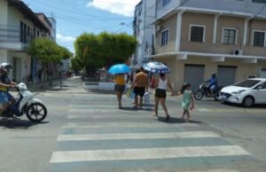 Trânsito: No Sertão Central, Quixadá se torna exemplo de respeito ao pedestre