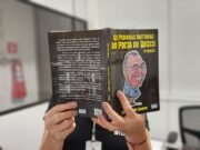 César Barreto lança 4ª edição do livro ‘As pequenas histórias do poeta do Becco’