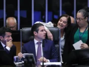 Câmara aprova urgência para isenção do IR de quem ganha até R$ 5 mil