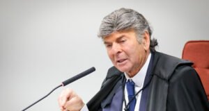 Fux dá 10 dias para Alcolumbre responder sobre registros de entrada no Senado