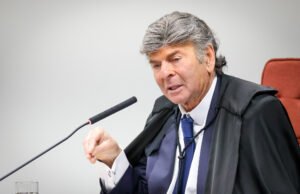 Fux defende que processo contra Bolsonaro e demais réus seja anulado