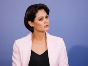 Michelle Bolsonaro admite possibilidade de candidatura em 2026: “Vou me levantar como uma leoa”