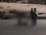 Casal é flagrado praticando ato obsceno na Beira Mar, em Fortaleza, e é abordado por policiais