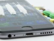 O “pó branco” do nosso tempo: quando o celular vira a nova droga