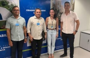 Em reunião na Caixa, Marcílio Coelho acompanha andamento de projeto para construção de 20 casas em Banabuiú pelo MCMV