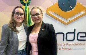 Márcia Zomin inaugura escola em Senador Pompeu com presença de Fernanda Pacobahyba