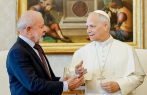 Lula se reúne com papa Leão XIV, pela primeira vez, no Vaticano
