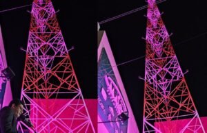 Torre da Rádio Canudos FM ganha nova iluminação e se torna ponto de integração visual em Quixeramobim
