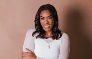 Banabuiú celebra Dia do Evangélico com show de Elaine Martins