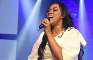 Atração nacional gospel Elaine Martins fará show em Banabuiú no dia 31 de outubro