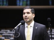 André Fernandes diz que vai premiar policial que “mais matar traficantes” no Ceará
