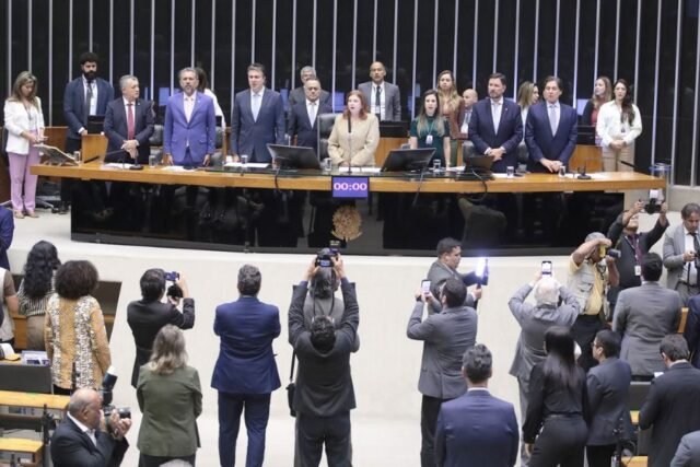 Sessão em homenagem aos 190 anos da Alece