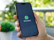Pesquisa aponta queda no compartilhamento de notícias políticas em grupos de WhatsApp