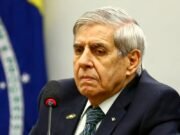 Augusto Heleno deixa prisão militar e passa a cumprir pena em regime domiciliar