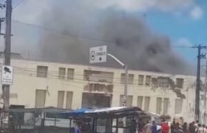 Incêndio atinge hospital César Cals, em Fortaleza