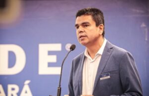 Chagas Vieira diz que não está preocupado em quem oposição vai escolher para disputar contra Elmano em 2026 e critica Ciro e Wagner