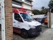 Estudante com canivete fere colega, professor e coordenadora de escola particular em Fortaleza