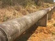 Márcia Zomin assina convênio para construção da adutora do Inharé