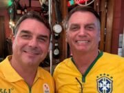 Em carta, Bolsonaro confirma Flávio como seu pré-candidato à Presidência em 2026 e diz que decisão é “consciente e legítima”