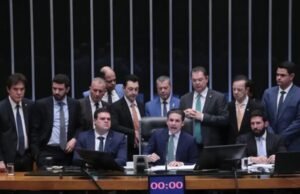 PL da Dosimetria beneficia criminosos comuns, dizem especialistas