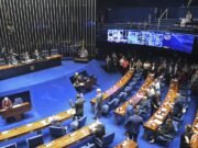 Senado aprova projeto que diminui pena de Bolsonaro e de outros condenados por tentativa de golpe