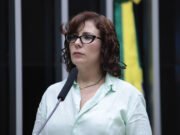 Cassação de Carla Zambelli é aprovada na CCJ da Câmara; caso deve ser votado em plenário nesta quarta, 10