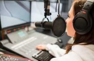 Governo sanciona lei que padroniza carteira profissional de radialista