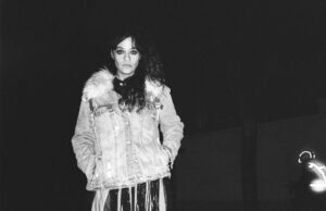 Tulipa Ruiz apresenta espetáculo intimista “Noire” na Caixa Cultural Fortaleza