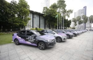 Governo do Ceará entrega viaturas e kits à Patrulha Maria da Penha em 29 municípios