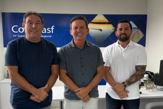 Ex-prefeito de Senador Pompeu participa de reunião na Codevasf sobre investimentos para municípios do Sertão Central