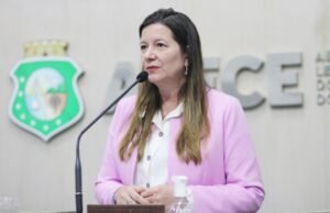 “É preciso lealdade entre aliados”, diz Lia Gomes ao comentar relação entre Cid e Camilo