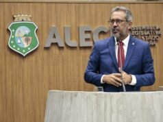 Elmano confirma concurso para professores da rede estadual em 2026