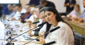 Manoela Pimenta participa do 4º Seminário de Prevenção contra a Brucelose, em Sobral