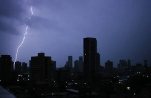 Ceará registra cerca de 15 mil raios entre quarta, 4, e quinta, 5, informa Enel
