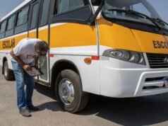 Milhã deve retirar de circulação veículos escolares reprovados em vistorias do Detran, recomenda MPCE