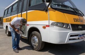 Milhã deve retirar de circulação veículos escolares reprovados em vistorias do Detran, recomenda MPCE