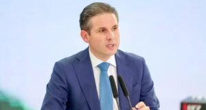 Hugo Motta, presidente da Câmara, afirma que o fim da escala 6×1 pode ser votado em maio