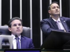 Texto do PL Antifacção volta para a Câmara e Motta mantém Derrite na relatoria do projeto; governistas criticam decisão