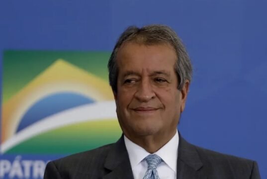 Valdemar Costa Neto descarta racha na família Bolsonaro e explica motivo de Michelle ainda não ter reforçado pré-campanha de Flávio