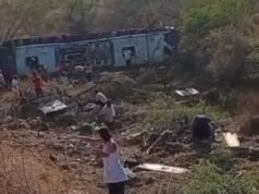 Ônibus com romeiros que voltava de Juazeiro do Norte capota em Alagoas e deixa mortos e feridos