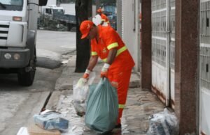 Câmara dos Deputados aprovada aumento no piso salarial dos garis para R$ 3 mil