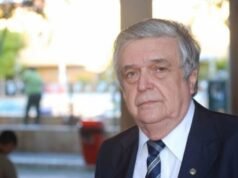 Ex-deputado e criador do Centec Ariosto Holanda morre aos 86 anos