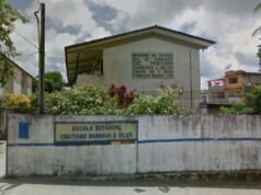 Adolescente esfaqueia três alunos dentro de escola em Pernambuco