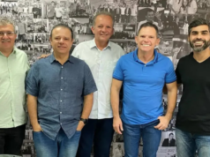 Deputados estaduais do PDT deixarão o partido para evitar expulsão em acordo com André Figueiredo