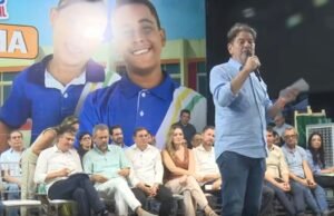 Cid participa de evento com Camilo e Elmano e diz: ‘Esse é o time que se dedica para servir aos cearenses’