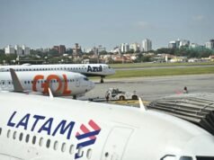 Companhias aéreas cortam mais de 2 mil voos em maio; querosene deve subir novamente